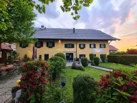 Gasthof Zur Strass Hotels in 