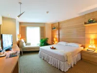 Republic of Singapore Yacht Club Hotels near Science Park