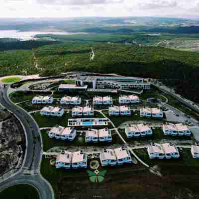 Royal Obidos Scenic Resort Hotel Exterior
