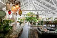 Noosa Valley Manor B&B Hotels in Doonan