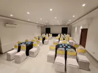 Le Papillon by Bay Hotels Hotels in Lonavala