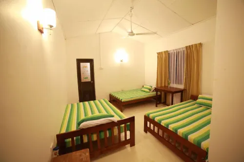 Indi Rose Garden Hotels in Морагасуэва