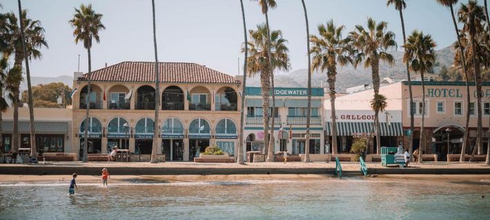 The Edgewater Hotele w: Avalon