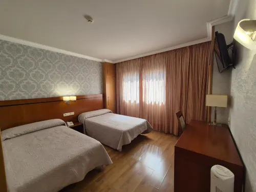Hotel Hhb Pontevedra Confort