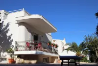 Flowing House