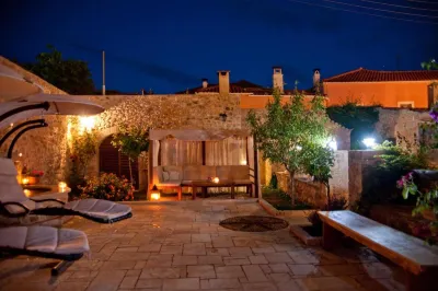 Archontiko Hatzipanayioti Hotels near Paralia Poulithra