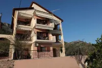 Almini Apartments