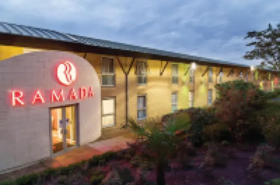 Ramada by Wyndham Oxford Hotels in 