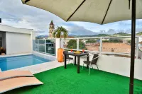 Casablanca Hotel, RestoBar, Catering, Eventos & Turismo en Garzón - Pools