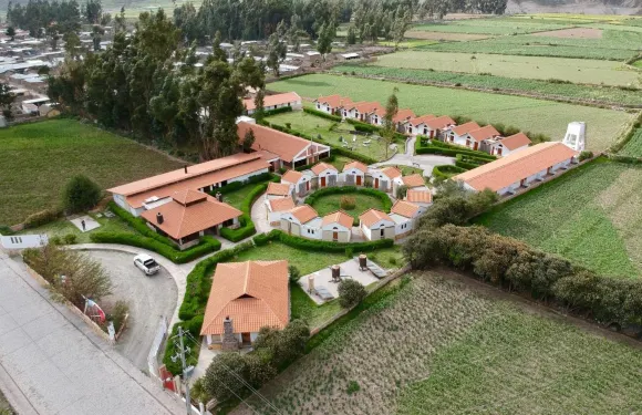 卡索納廣場科爾卡生態小屋酒店