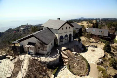 Hotel Isago Kobe Отели рядом со станцией Okamoto Railway Station