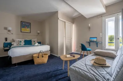 Un Hotel Sur le Port