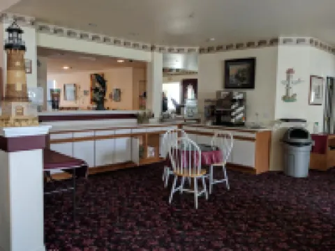 Lighthouse Inn Hotels in Crescent City