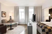 Elite Grand Hotel Norrkoping Hotels near Hunkemöller