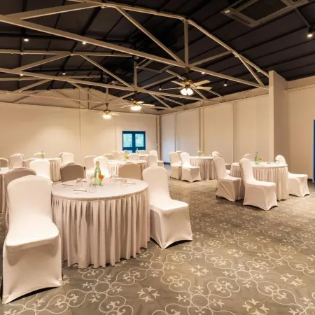 Zone Connect by the Park Calangute