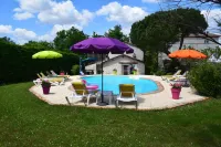 Domaine le Baraillot, Chambres et Repas d'hôtes, soirée étape Hotels in Damazan