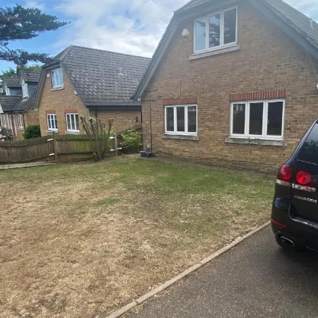 1 Bed Studio - Sleeps 2 - Smoking - Parking - Wifi