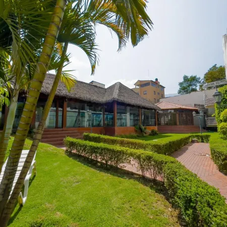 Avanti Hotel & Convention Center