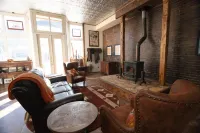 The Frenchman Suites Hotels in Silverton