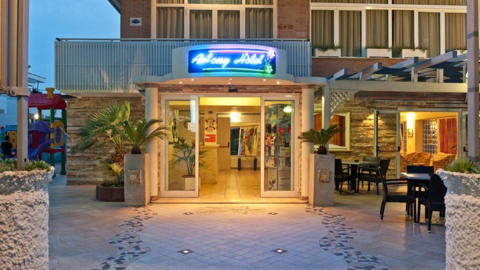Hotel Antony