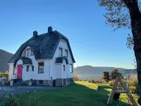 Verkshotellet Jørpeland Hotels in Fogn