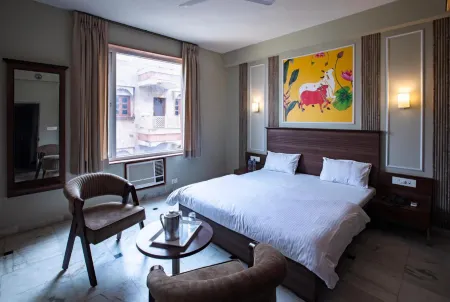 Hotel Bhakti Dhama