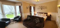 Diadem Hotel - Formerly the Shrewsbury Guest House Hotels in Gorleston-on-Sea