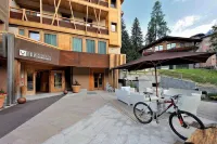 DV Chalet Boutique Hotel & Spa Hotels in Palu