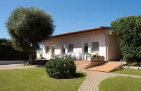 Isola Charm B&B - A Historic Villa Near Punta Del Pero Beach Hotels in Plemmirio