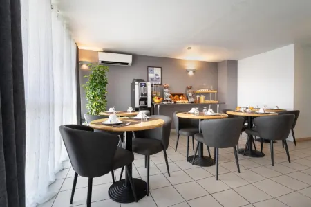 Séjours & Affaires Annecy le Pont Neuf