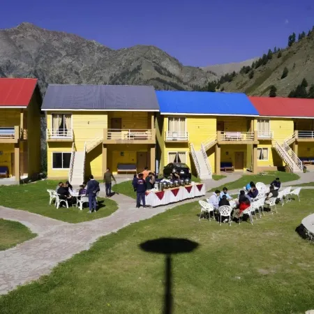 Hotel Village Inn Naran