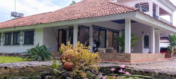 Doral House Villavicencio Отели в г. Вильявисенсьо