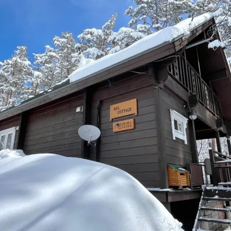 HAL Cottage