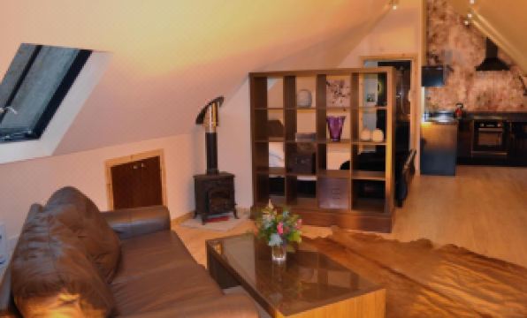 Finlaystone Barns - Housity