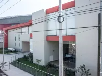 MBM Red Sun สีแดงแสงอาทิตย์ โรงแรมใกล้Monterrey Baseball Stadium