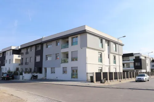 Foxxy Luxury Apartments Hotels in Aerodrom