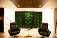 Orange Wild by Laurel Hotels - Aeropuerto - Pensionat