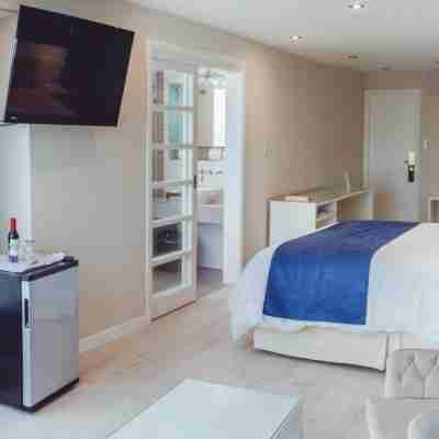 Hotel Las Rocas Rooms