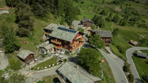 Hotel Alpenblick Hotel di Grachen