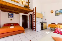Apartments Pera - Homestays