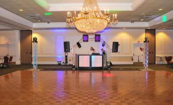 Ramada by Wyndham Seekonk Providence Area