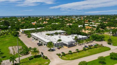 Casey Key Resorts - Mainland Hotels in Osprey