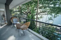 Solitude Acacia Resort - Ocean View