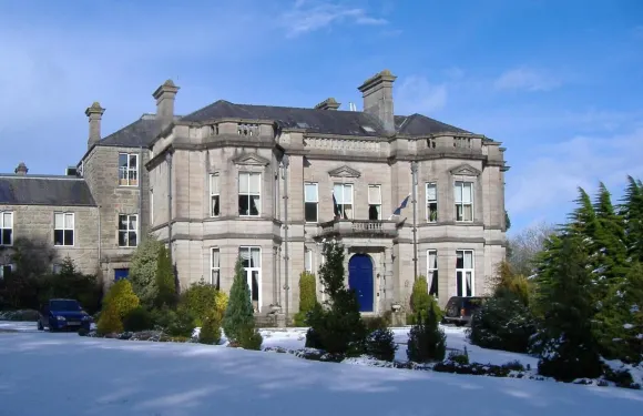 奇也斯加温鄉間Spa酒店