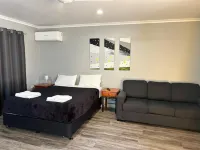 Atherton Holiday Park Hotels in Atherton