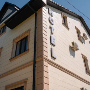 BnB Hotel Shymkent Отели в г. Шымкент