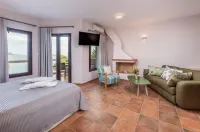 Trizonia Bay Hotel Các khách sạn ở 