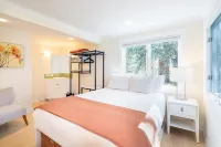 Valley Floor Dream with Fireplace - Year-Round Trail Access, 3 Min to Town Condo Hotels in Mountain Village