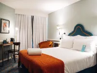 GRANDE HOTEL PARIS by STAY HOTELS Hotels near Cardosas Square