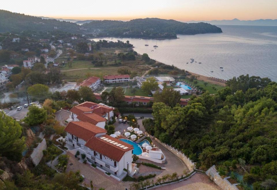 hotel overview picture